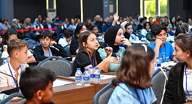Çocuk Meclisi Başkanı 'Meriç Yeşilçayır' oldu