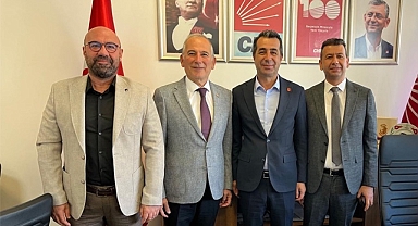 Deniz'den CHP Genel Merkezi'ne ziyaret