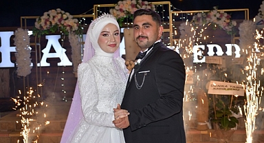 Anamur'da görkemli düğün töreni: Şemsi Çetin'in yeğeni dünyaevine girdi
