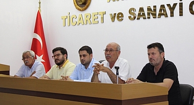 Anamur ve Bozyazılı üreticilerden ithal muza tepki