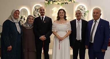 Muhtar Gümüş'ün kızı Münevver Gümüş nişanlandı