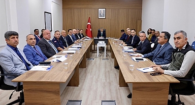 Vali Atilla Toros, Anamur'da koordinasyon toplantısına başkanlık etti