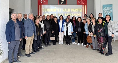 CHP Kadın Kolları'ndan 5 Aralık basın açıklaması