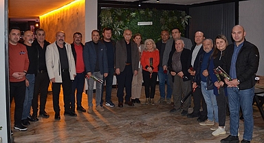 Başkan Özdemir ve ekibi gazetecilerle buluştu