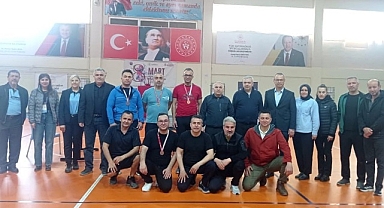 Anamur'da Polis Haftası'nda emniyet personeline masa tenisi turnuvası