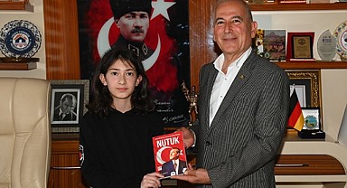 Başkan Durmuş Deniz koltuğunu 23 Nisan’da Eda Lütfiye Onur’a devretti