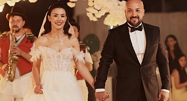 Melis ve Ozan mutluluğa yelken açtı
