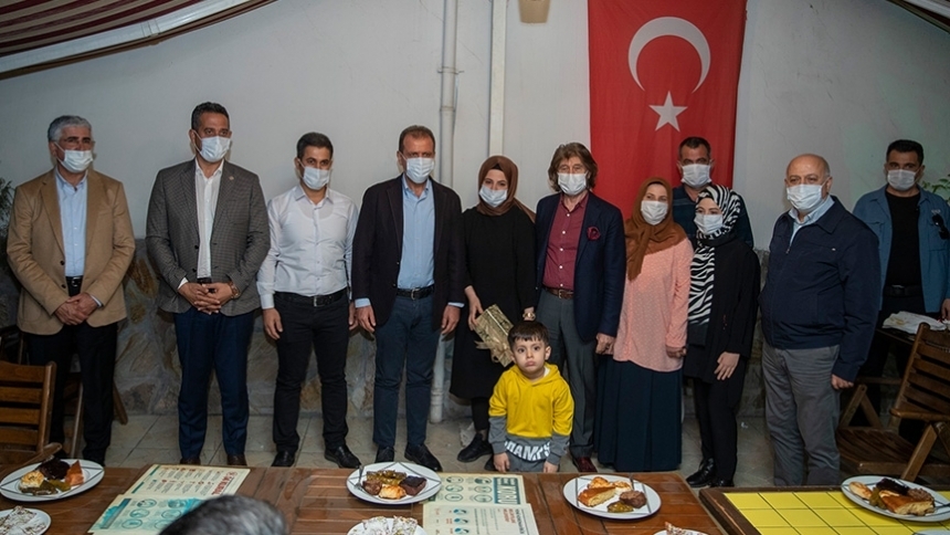 Seçer, hem barıştırdı, hem iş sağladı