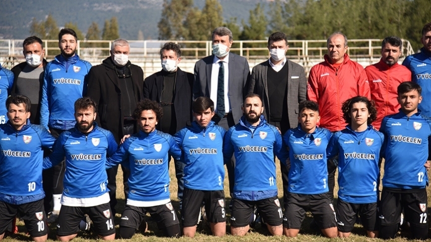 Kılınç’tan futbolculara moral ziyareti
