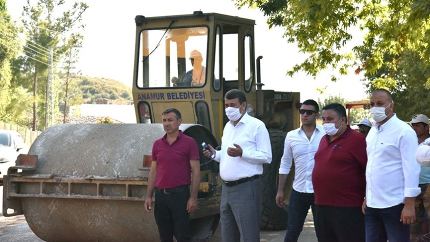 Kılınç yol çalışmalarını inceledi