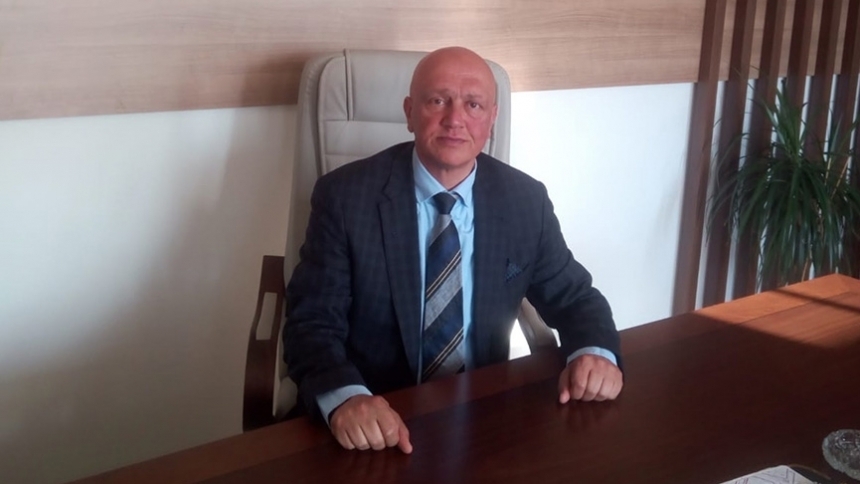 Adil'den kolon kanseri hakkında bilgilendirme