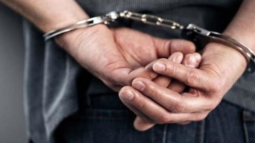 Uyuşturucuyla yakalanan kişiler gözaltına alındı